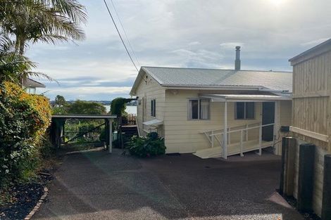 Photo of property in 25b Beresford Street, Bayswater, Auckland, 0622