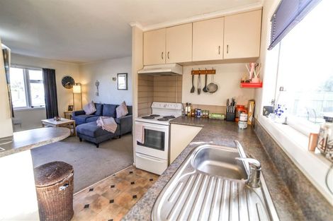 Photo of property in 2 Clarence Cox Crescent, Pirimai, Napier, 4112