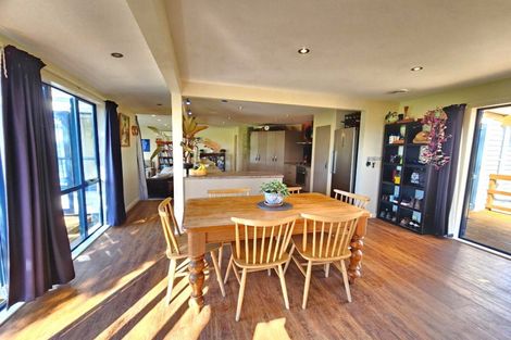 Photo of property in 43 Victoria Road, Westport, 7892