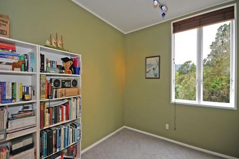 Photo of property in 50 Rawhiti Street, Stokes Valley, Lower Hutt, 5019