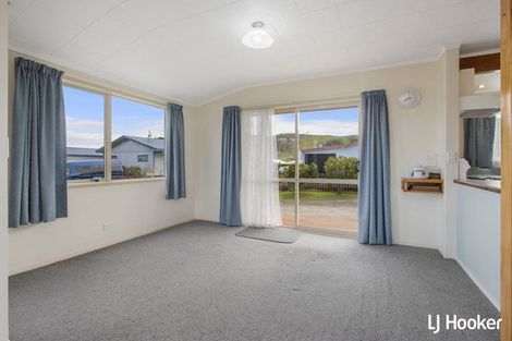 Photo of property in 12 Carrick Robertson Place, Waihi, 3610