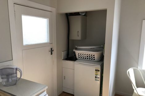 Photo of property in 8 Trevor Terrace, Newtown, Wellington, 6021