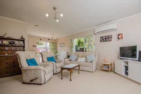 Photo of property in 3/91 Lynwood Road, New Lynn, Auckland, 0600