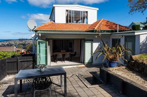 Photo of property in 5 Bellevue Street, Belleknowes, Dunedin, 9011