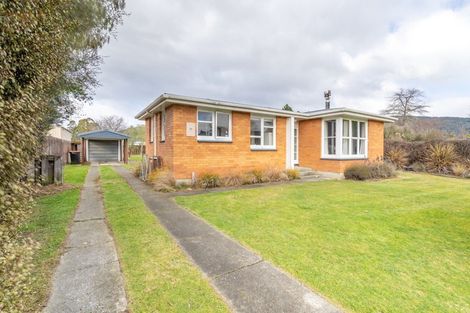 Photo of property in 30 Excelsior Place, Manapouri, 9679