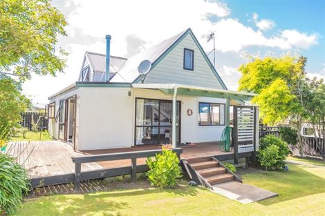 Photo of property in 4 Bastia Avenue, Bastia Hill, Whanganui, 4500