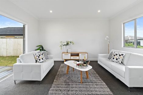 Photo of property in 61 Shadbolt Lane, Rolleston, 7614