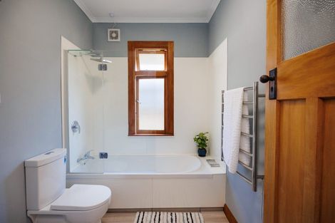 Photo of property in 15 Miro Street, Takaro, Palmerston North, 4410