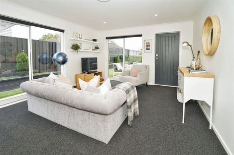 Photo of property in 2 Lake Crescent, Hamilton Lake, Hamilton, 3204