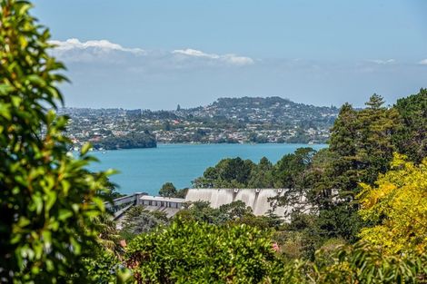 Photo of property in 21 Huka Road, Birkenhead, Auckland, 0626