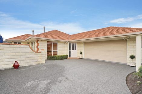 Photo of property in 14 Lytham Green, Shirley, Christchurch, 8061