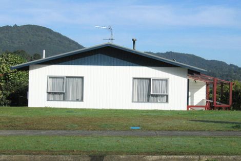Photo of property in 5 Escalona Street, Te Kamo, Whangarei, 0112