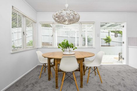 Photo of property in 103 Brian Crescent, Stanmore Bay, Whangaparaoa, 0932