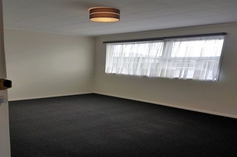 Photo of property in 12 Pamu Place, Waitara, 4320