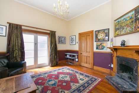 Photo of property in 233a Carrington Street, Vogeltown, New Plymouth, 4310