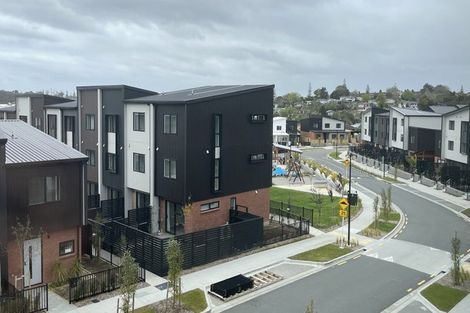 Photo of property in 5/60 Kelman Road, Kelston, Auckland, 0602