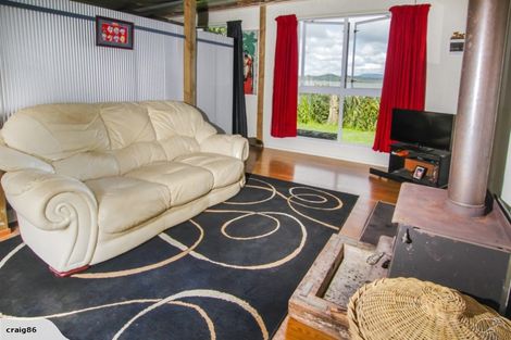Photo of property in 100 Motukaraka Point Road, Kohukohu, 0491