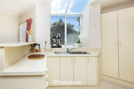 Photo of property in 1/4 Comeskey Grove, Elderslea, Upper Hutt, 5018