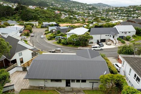 Photo of property in 98 Allington Road, Karori, Wellington, 6012