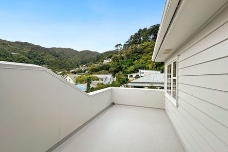 Photo of property in 107-109 Muritai Road, Eastbourne, Lower Hutt, 5013