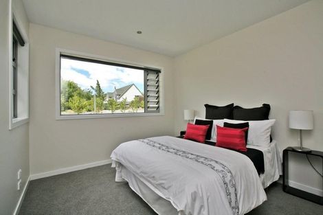 Photo of property in 8 Hikanui Drive, Havelock North, 4130