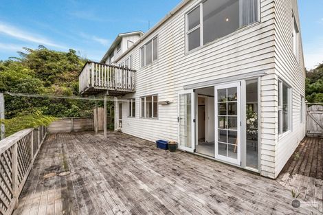 Photo of property in 11 Panorama Grove, Harbour View, Lower Hutt, 5010