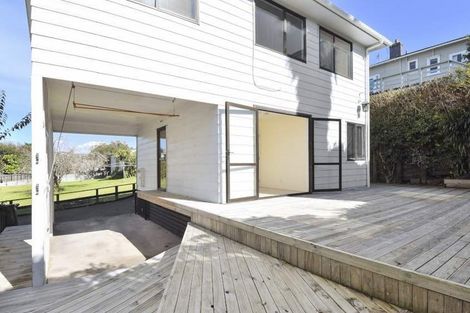 Photo of property in 18 Keats Place, Blockhouse Bay, Auckland, 0600