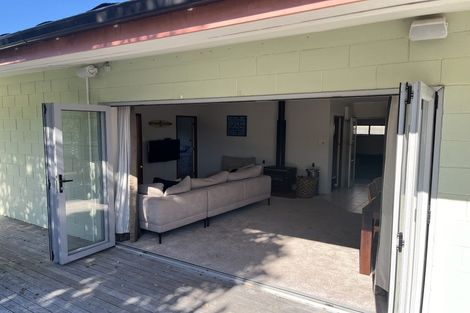 Photo of property in 10 Twilight Bay, Omaha, 0986