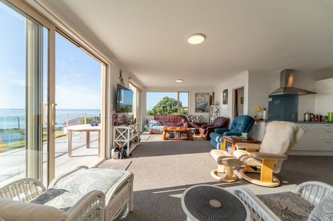 Photo of property in 21 Nasmyth Street, Kakanui, Oamaru, 9495