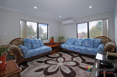 Photo of property in 16 Earlsworth Road, Mangere East, Auckland, 2024