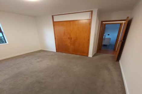 Photo of property in 2/249 Muritai Road, Eastbourne, Lower Hutt, 5013