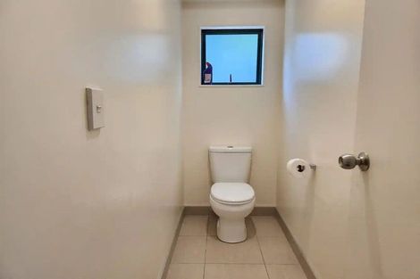 Photo of property in 51b Clayburn Road, Glen Eden, Auckland, 0602