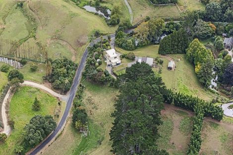 Photo of property in 15 Townsend Road, Paraite, New Plymouth, 4373