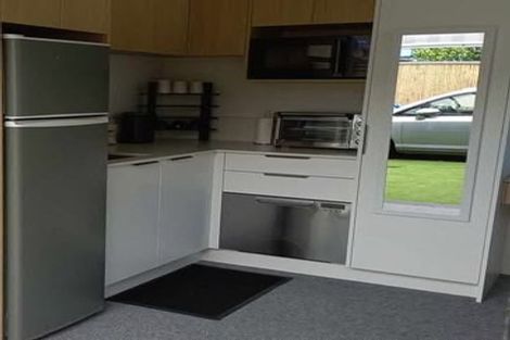 Photo of property in 1/56 Kiwi Esplanade, Mangere Bridge, Auckland, 2022