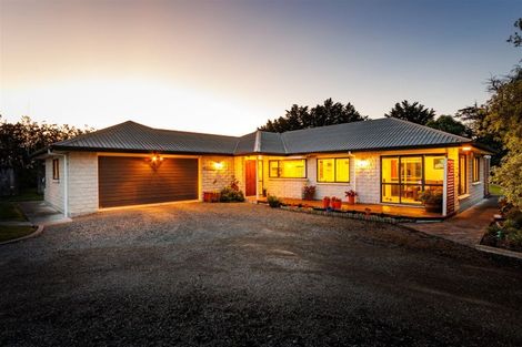Photo of property in 981 Roberts Line, Bunnythorpe, Palmerston North, 4478