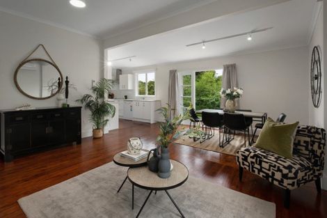 Photo of property in 15 Symonds Street, Onehunga, Auckland, 1061