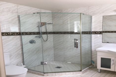 Photo of property in 44 Corricvale Way, Northcross, Auckland, 0630