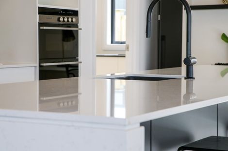 Photo of property in 451a College Street, Hokowhitu, Palmerston North, 4410