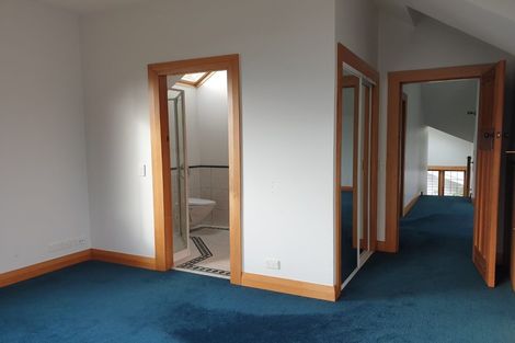 Photo of property in 33 Seaview Terrace, Northland, Wellington, 6012