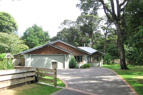 Photo of property in 17 Carlow Grove, Birchville, Upper Hutt, 5018