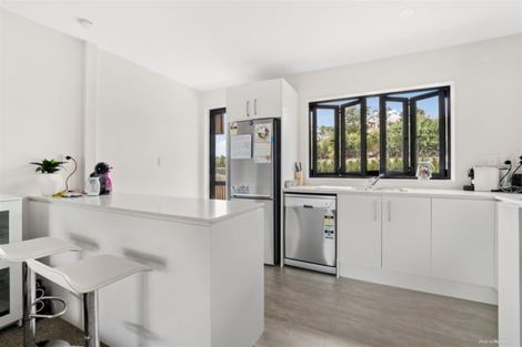 Photo of property in 3 Kanona Way, Albany Heights, Auckland, 0632