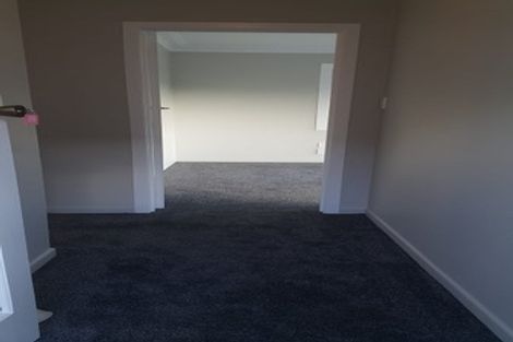 Photo of property in 1/15 Kayeleen Place, Cockle Bay, Auckland, 2014
