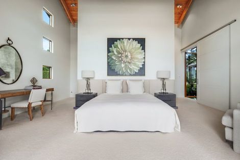 Photo of property in 42 Porterfield Road, Whitford, Howick, 2571