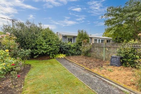 Photo of property in 42 Crofton Road, Harewood, Christchurch, 8051