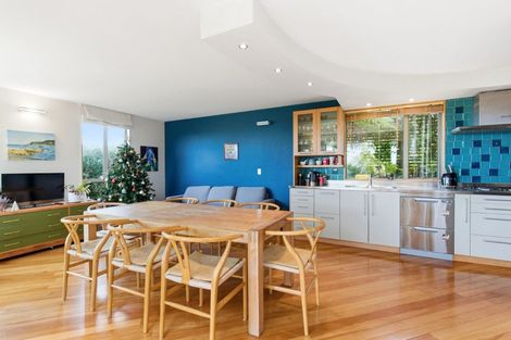 Photo of property in 111a The Ridgeway, Mornington, Wellington, 6021