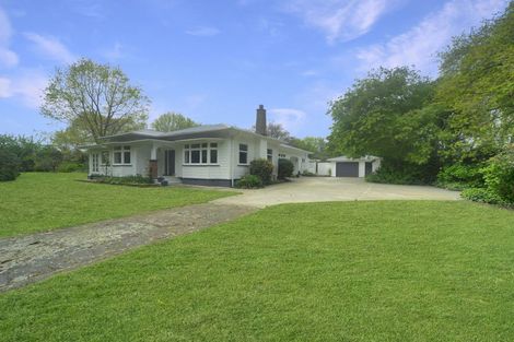 Photo of property in 72 Avenue North Road, Levin, 5510