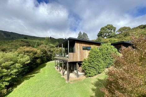 Photo of property in 11a Moana Heights, Waikawa, Picton, 7220