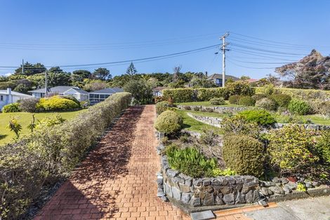 Photo of property in 66 Taylor Terrace, Tawa, Wellington, 5028