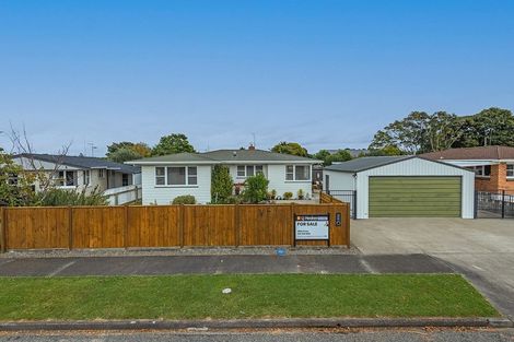 Photo of property in 3 Sutherland Crescent, Westbrook, Palmerston North, 4412