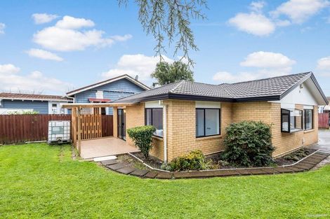 Photo of property in 21a Astley Avenue, New Lynn, Auckland, 0600